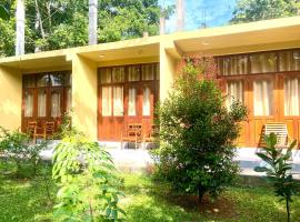 Talalla Ocean Beach Bungalow, bungalow in Matara