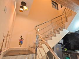 ll CHALET ll, hotel v destinaci Lonavala