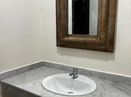 Möbliert Villa in Oujda zu Vermieten, hotel v destinaci Udžda