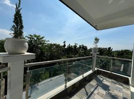 Choudhury's Stay Barpeta Road, hotel in Helāpākari