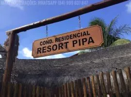 Triplex Flora, Centro Pipa