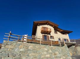 Maison Gal, hotel v destinaci Nus