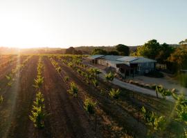 Bed in a Shed Vineyard Stay
