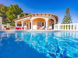 Villa Ursula - Plusholidays, hotel a Empedrola