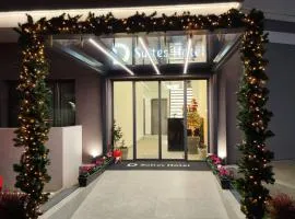 D Suites Hotel