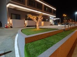 D Suites & Rooms, serviced apartment in Ioannina