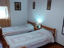 Traditional House with Loft -Michalis' House in Kouramades-