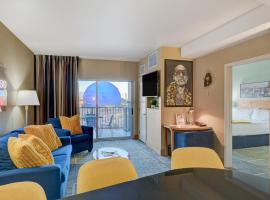 SPHERE IN 4K - Vintage Vegas Condo with Sphere and Strip Views!, acomoda&ccedil;&atilde;o em condom&iacute;nio em Las Vegas