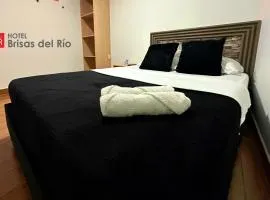 Hotel Brisas del Río Tuluá