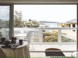 Shutters-Waterfront-Seaview-Private- on the Coastal Walk