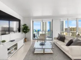 Escape to Beachwalk Resort in Chic Apartment