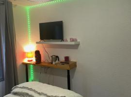 Studio fonctionnel App 16 Centre ville Paray, hotel in Paray-le-Monial