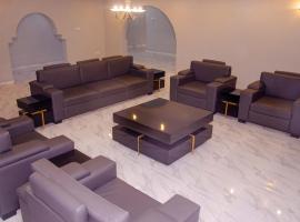 Lovely 3 bedroom Villa, hotel v destinaci Ikorodu