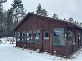 Adventure Cabin on Lake Ruth