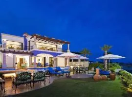3BD Hacienda Encantada Stunning Ocean Villa
