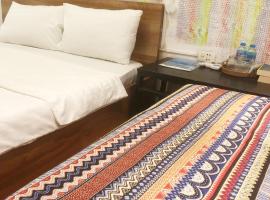 Lucky Motel - Self Checkin, hotel in Hanoi