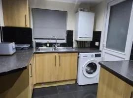 Tms 3bdr Comfy house! Tilbury!