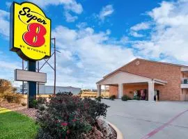 Super 8 by Wyndham Pleasanton