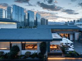 Papuman hotel, hotel in Kunming