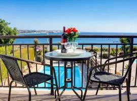 H&O SUNRISE VILLA IN Coral Bay!