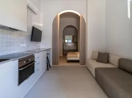 Valencia Malvarrosa point white