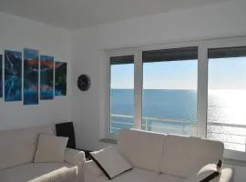 Home Sweet Home by the Sea - 060