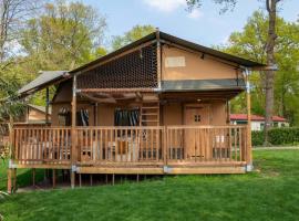 Glamping Rhederlaagse Meren, hotel en Lathum