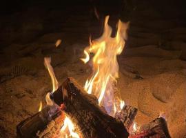 Waha, hotel i Ismant