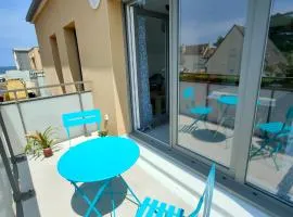 Appartement à 50 m de la mer, idéal famille
