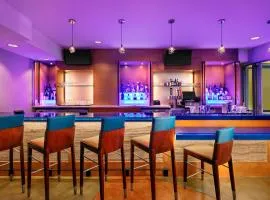 TownePlace Suites by Marriott San Diego Downtown