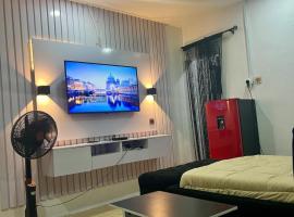 Sleek & Cozy One-Room Hideaway, hotel v destinaci Lagos