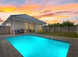 Laid-Back - Private Pool, 4 Min Walk to Beach, Close to 30A, FREE Daily Activities