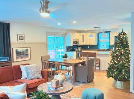 Sunset Cottage Hocking Hills, h&oacute;tel me&eth; sundlaugar &iacute; Rockbridge