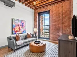1BR DWTN Loft-Parking-WD-G209