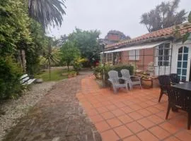 Casa en Miramar con quincho y parque