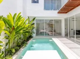 White Palm Villa
