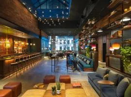 Moxy NYC Downtown