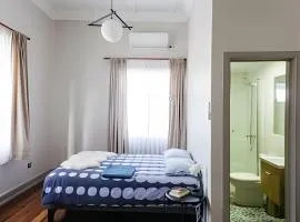Habitación a orilla del río