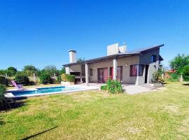 Brisas del Lago, hotel in La Estancia