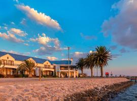 Protea Hotel by Marriott Walvis Bay Pelican Bay, hotel poblíž Letiště Walvis Bay - WVB, Walvis Bay