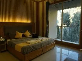Deva's Retreat