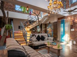 Aquarius by The StayCationer，位于德拉敦的酒店