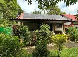 Haus am Strand auf Sibuyan Island nahe Cresta de Gallo - Marevic's Guesthouse 1 ohne Klimaanlage