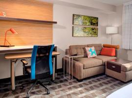 TownePlace Suites by Marriott Parkersburg, hotel poblíž Mid-Ohio Valley Regional - PKB, Parkersburg