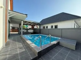To The Moon Pool Villa