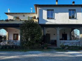 Le camelie 2 di Francesca, hotel v destinaci Polverara