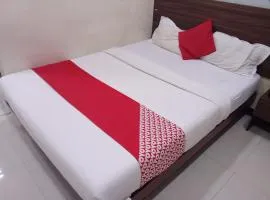 Hotel Mumbai Residency near us consulate jio world convention center BKC