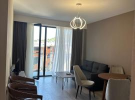 Crystal Apartment with Stunning Mountain Views, lyžařské středisko v destinaci Bakuriani