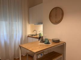Alle 4 Stagioni - Appartamento 1, hotel in Rimini