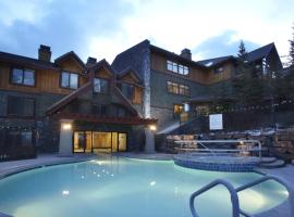 Platinum Suites Resort - Vacation Rentals, khách sạn ở Canmore